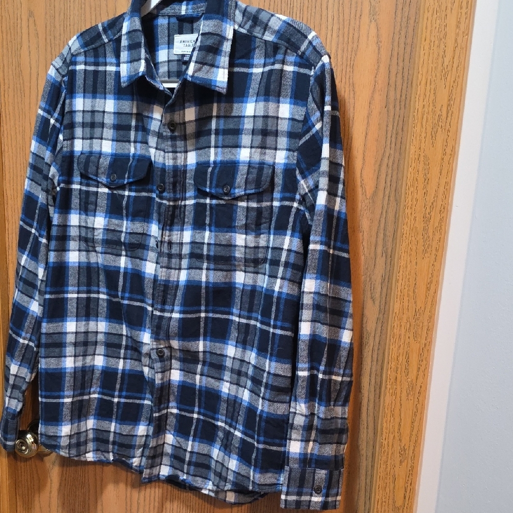 American Eagle Outfitters Navy and Gray Plaid Shirt
